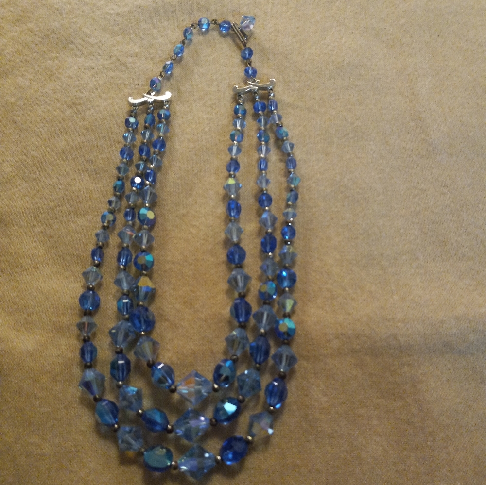 Vintage 3 strand blue crystal necklace